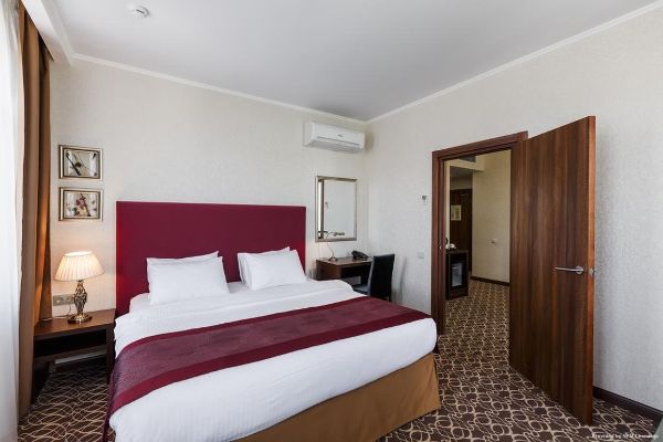 Raymond Hotel (Kazan')